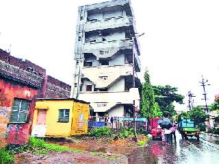The question of encroachment in CIDCO continued | सिडकोत अतिक्रमणाचा प्रश्न कायम The question of encroachment in CIDCO continued | सिडकोत अतिक्रमणाचा प्रश्न कायम