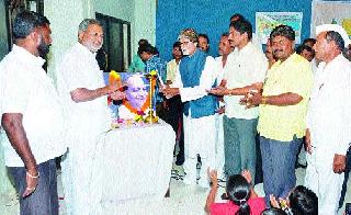 Junior Amitabh Bachchan's 'Bhootnath Your Visit' program | ज्युनिअर अमिताभ बच्चन यांच्या ‘भूतनाथ तुमच्या भेटीला’ या कार्यक्रम Junior Amitabh Bachchan's 'Bhootnath Your Visit' program | ज्युनिअर अमिताभ बच्चन यांच्या ‘भूतनाथ तुमच्या भेटीला’ या कार्यक्रम