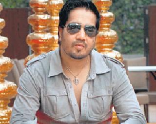 Mika Singh's introductory entry | मिका सिंहची अभिनयात एंट्री Mika Singh's introductory entry | मिका सिंहची अभिनयात एंट्री