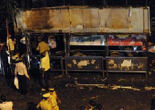 2011 Mumbai gangrape accused arrested | २०११ च्या मुंबई बाँबस्फोटातील आरोपीला अटक 2011 Mumbai gangrape accused arrested | २०११ च्या मुंबई बाँबस्फोटातील आरोपीला अटक