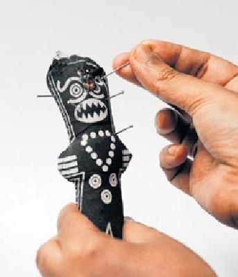 Witchcraft act should be made in the country | जादूटोणाविरोधी कायदा देशात व्हावा