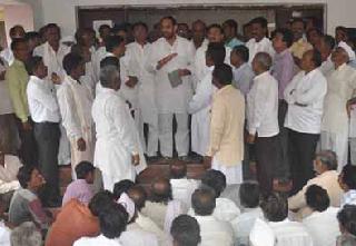 11 contestants from Buldhana | बुलडाण्यात काँग्रेसचे ११ दावेदार 11 contestants from Buldhana | बुलडाण्यात काँग्रेसचे ११ दावेदार