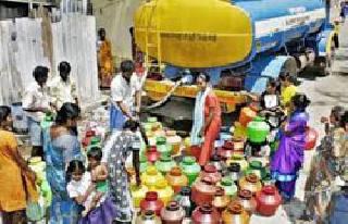 Tanker 'lootera' ..! | टँकर बनलाय ‘लुटेरा’..!