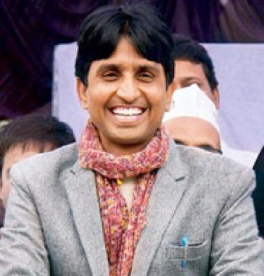 Kumar Vishwas 5 million offers to participate in 'Bigg Boss' | 'बिग बॉस'मध्ये सहभागी होण्यास कुमार विश्वासना ५ कोटींची ऑफर Kumar Vishwas 5 million offers to participate in 'Bigg Boss' | 'बिग बॉस'मध्ये सहभागी होण्यास कुमार विश्वासना ५ कोटींची ऑफर