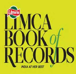 Limca Bookkeeping Surgery | युवतीला जीवदान देणारी शस्त्रक्रिया लिम्का बुकमध्ये Limca Bookkeeping Surgery | युवतीला जीवदान देणारी शस्त्रक्रिया लिम्का बुकमध्ये