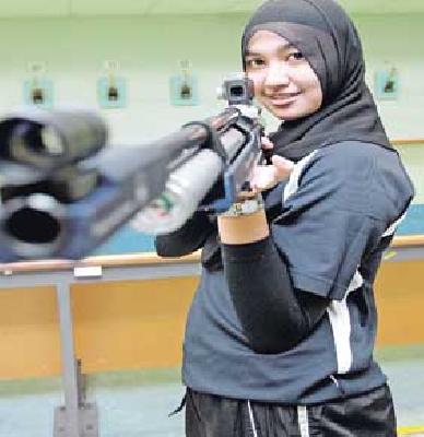 Due to the defeat of the zooket, Malaysian shooter out | ज्ॉकेट हरविल्यामुळे मलेशियन शूटर बाहेर