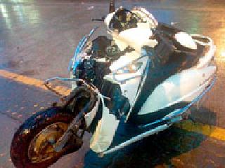 Hedos of the carpenter | कारचालकाचा हैदोस