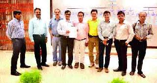 3000 houses will be laid off | ३000 गृह प्रकल्प रखडणार