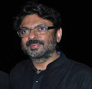 Fake website deceives newcomers | बनावट वेबसाइटने नवोदितांची फसवणूक