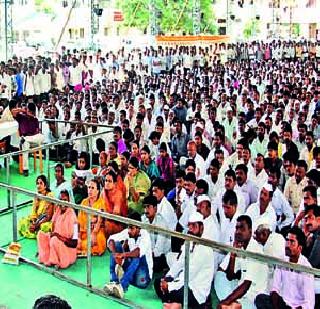 The condition of the hunger strike decreased | उपोषणकत्र्याची प्रकृती खालावली