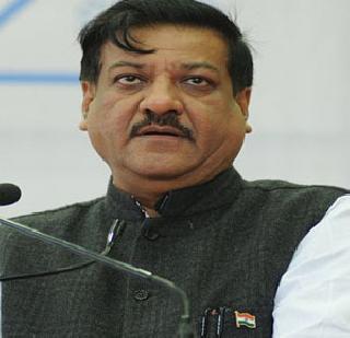 The threat of tolerance to the Modi government is a threat to tolerance | मोदी सरकारमुळे सहिष्णुतेला धोका