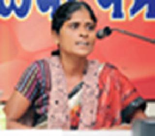 Smiling of the reformist persons | सुधारणावादी व्यक्तींची नक्षल्यांकडून मुस्कटदाबी