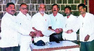 Demand for reservation for soldiers of soldiers | सैनिकांच्या पाल्यांना आरक्षण देण्याची मागणी Demand for reservation for soldiers of soldiers | सैनिकांच्या पाल्यांना आरक्षण देण्याची मागणी