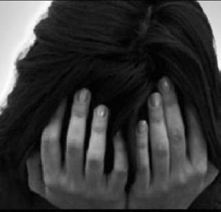 The rape of a young woman by Khandelwal Jewelers (KJ2) | खंडेलवाल ज्वेलर्स (केजे २) मधील युवकाने केला युवतीवर बलात्कार