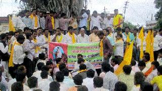 Dhangar community's front for reservation | आरक्षणासाठी धनगर समाजाचा मोर्चा