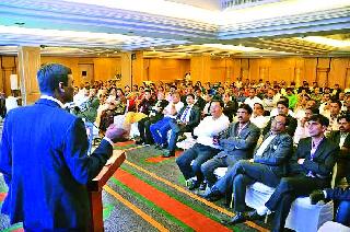 Chanakya ethics at present is Tharadakrishna Pillai | चाणक्य नीतीची सध्या गरजराधाकृष्ण पिल्लई Chanakya ethics at present is Tharadakrishna Pillai | चाणक्य नीतीची सध्या गरजराधाकृष्ण पिल्लई