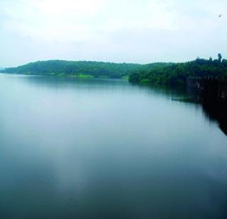 Metropolitan water closure erupted | महानगरांचे पाणीसंकट मिटले