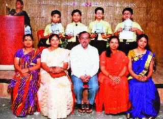 The success of Rangubai Junnare school's scholarship | रंगूबाई जुन्नरे शाळेचे शिष्यवृत्तीत यश The success of Rangubai Junnare school's scholarship | रंगूबाई जुन्नरे शाळेचे शिष्यवृत्तीत यश