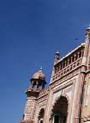 15 madrasa grants are sanctioned | १५ मदरशांना अनुदान मंजूर