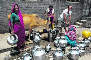 Take twelve grams for no purpose, but make the water clean | बाराशे नाही तेराशे घ्या, पण पाणी शुद्ध द्या