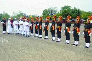 64 soldiers admitted in the army | ६४ जवान सैन्यात दाखल