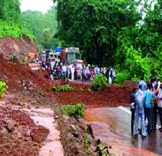 36 villages under threat | दरडींच्या भीतीखाली 36 गावे