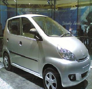 Car sales up 5% in July | जुलैमध्ये कार विक्रीत 5 टक्क्यांनी वाढ Car sales up 5% in July | जुलैमध्ये कार विक्रीत 5 टक्क्यांनी वाढ