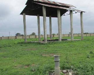 The graveyard area is known for various problems | स्मशानभूमीच्या परिसराला विविध समस्यांचा विळखा