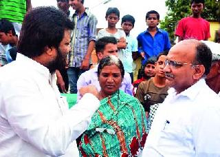 ... finally the fortresses are ready for migration | ...अखेर गढीचे रहिवासी स्थलांतरासाठी तयार