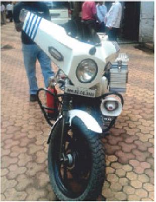 Hi-Tech traffic police | वाहतूक पोलीस होणार हायटेक