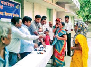 Health Camp by Jung Sangram Foundation | जनसंग्राम फाऊंडेशनतर्फे आरोग्य शिबिर