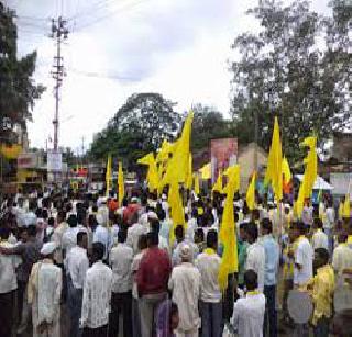 Demonstration of Dhangar community on the Khopoli-Pen road | खोपोली - पेण रस्त्यावर धनगर समाजाची निदर्शने