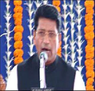 Pachpatu's remarks on Kaka-Nukanai finally ended | पाचपुते यांची राष्ट्रवादीला अखेर सोडचिठ्ठी काका-पुतण्यांवर टीका