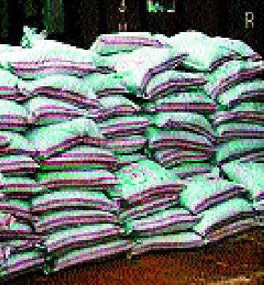 The demand for the 'BANDADA MAHAT KHAT' scheme is to be started | ‘बांधावर खत’ योजना सुरू करण्याची मागणी