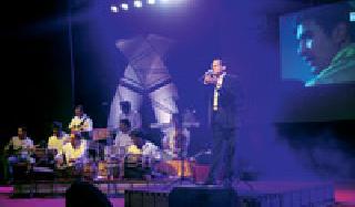 Awaiting Geeta's awesome 'Karvans' | अविट गीतांचा अप्रतिम ‘कारवाँ’