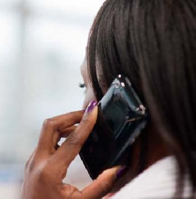 Teachers continue to use mobile | शिक्षकांचा मोबाईल वापर सुरूच Teachers continue to use mobile | शिक्षकांचा मोबाईल वापर सुरूच