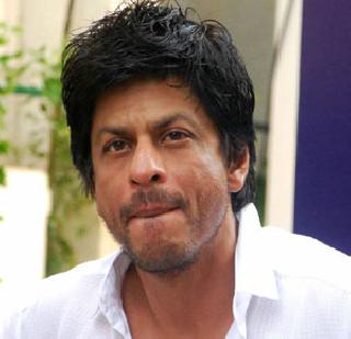 Shahrukh line counter | शाहरुख रेखाचा मुकाबला Shahrukh line counter | शाहरुख रेखाचा मुकाबला