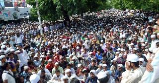 Front of protests against Israel | इस्त्राईलच्या निषेधार्थ मोर्चा