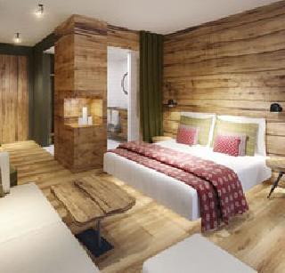 Airtime license for hotels | हॉटेलवाल्यांनाही हवा वनटाईम परवाना