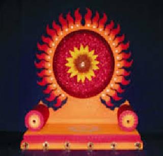 Thermocol's Scarlet Choice | थर्माकोलच्या मखराला पसंती Thermocol's Scarlet Choice | थर्माकोलच्या मखराला पसंती