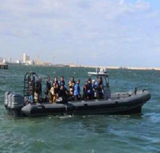 Libyan travel boat floats | लिबियानजीक प्रवासी बोट बुडाली Libyan travel boat floats | लिबियानजीक प्रवासी बोट बुडाली