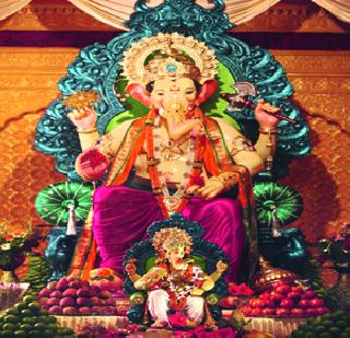 Founded in the palace of Ganoshachi | गणोशाची राजमहालात स्थापना Founded in the palace of Ganoshachi | गणोशाची राजमहालात स्थापना