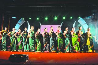 Resident of Jalgaon Rani Sharma | जळगावच्या रिनी शर्मा ठरल्या किताबाच्या मानकरी