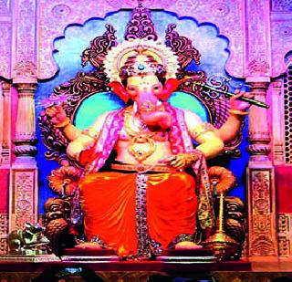 Oshtey 'King' crowd! | ओसरतेय ‘राजा’ची गर्दी!