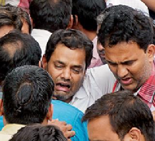 The end of the 'era' from hatred | द्वेषातून केला ‘युग’चा अंत