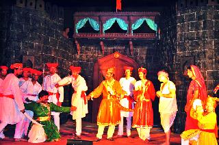 The living scene of Chhatrapati Shivaji Maharaj | छत्रपती शिवाजी महाराजांचा जिवंत देखावा.