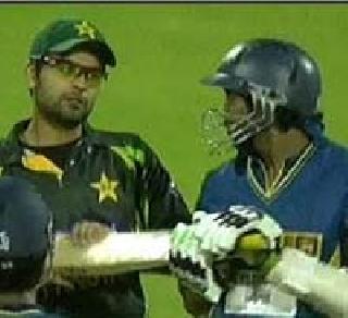 The advice of the Pakistani player Dilshan to accept Islam | पाकिस्तानी खेळाडूचा 'दिलशान'ला इस्लाम स्वीकारण्याचा सल्ला The advice of the Pakistani player Dilshan to accept Islam | पाकिस्तानी खेळाडूचा 'दिलशान'ला इस्लाम स्वीकारण्याचा सल्ला