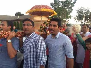 Gajanan Maharaj's palanquin ceremony in Rangoon in America | अमेरिकेत रंगला गजानन महाराजांचा पालखी सोहळा Gajanan Maharaj's palanquin ceremony in Rangoon in America | अमेरिकेत रंगला गजानन महाराजांचा पालखी सोहळा