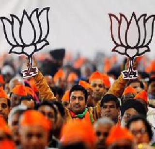 Activists offended at 'incoming' | ‘इनकमिंग’वर कार्यकर्ते नाराज Activists offended at 'incoming' | ‘इनकमिंग’वर कार्यकर्ते नाराज