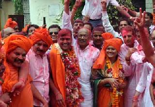 Alliance of Akola Municipal Corporation | अकोला महापालिकेवर युतीचा झेंडा Alliance of Akola Municipal Corporation | अकोला महापालिकेवर युतीचा झेंडा